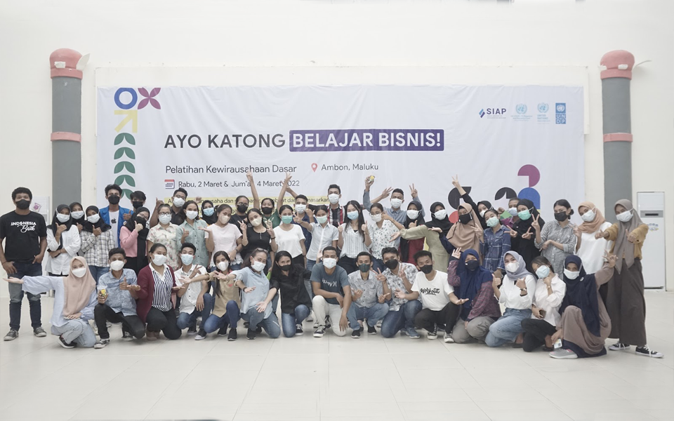 picture of Reversing the Pattern of HIV/AIDS Discrimination through Entrepreneurship